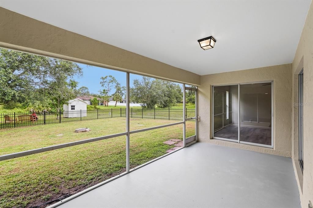 For Sale: $269,900 (3 beds, 2 baths, 1197 Square Feet)