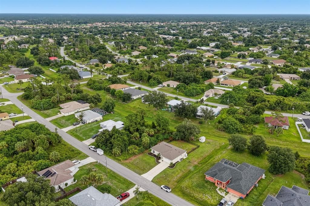 For Sale: $269,900 (3 beds, 2 baths, 1197 Square Feet)