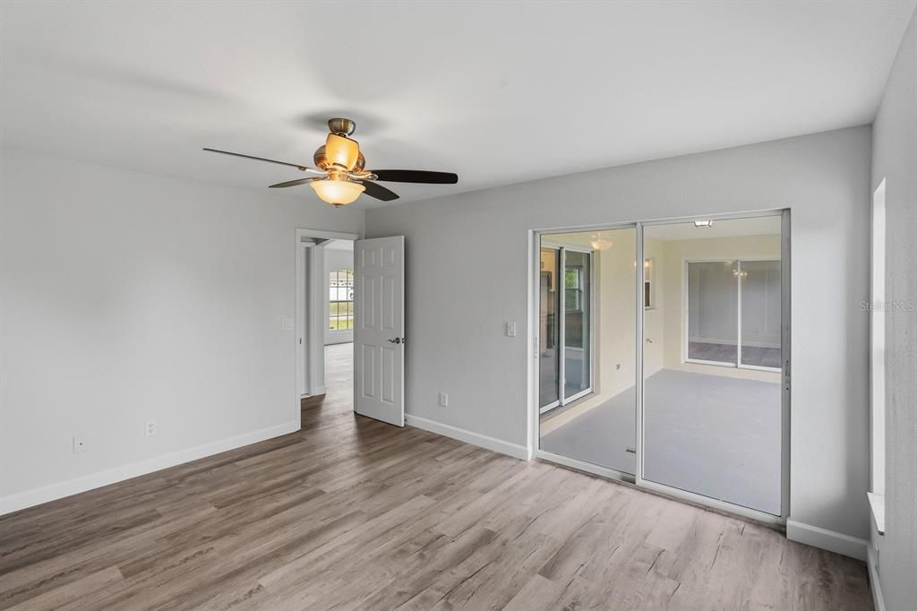 For Sale: $269,900 (3 beds, 2 baths, 1197 Square Feet)
