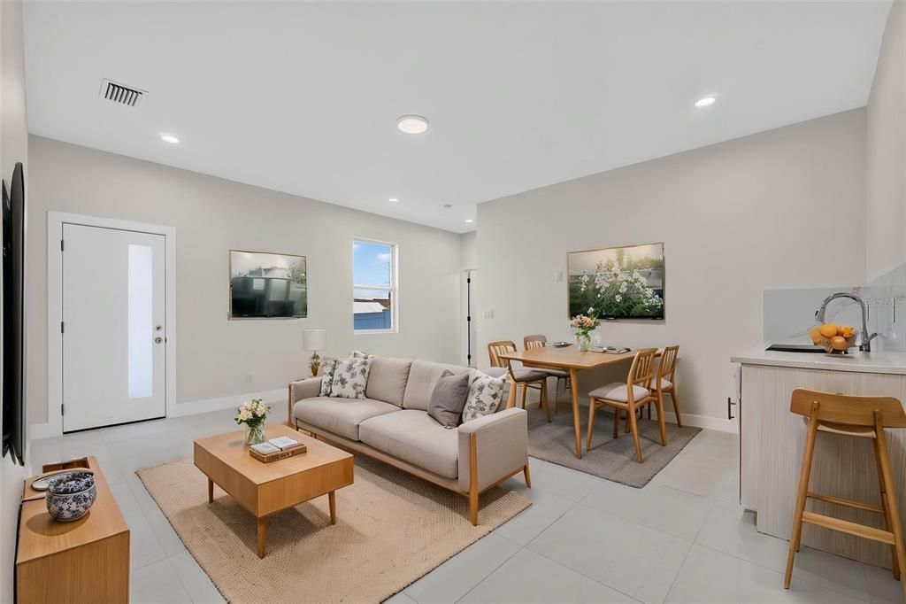 For Sale: $465,000 (4 beds, 3 baths, 2315 Square Feet)
