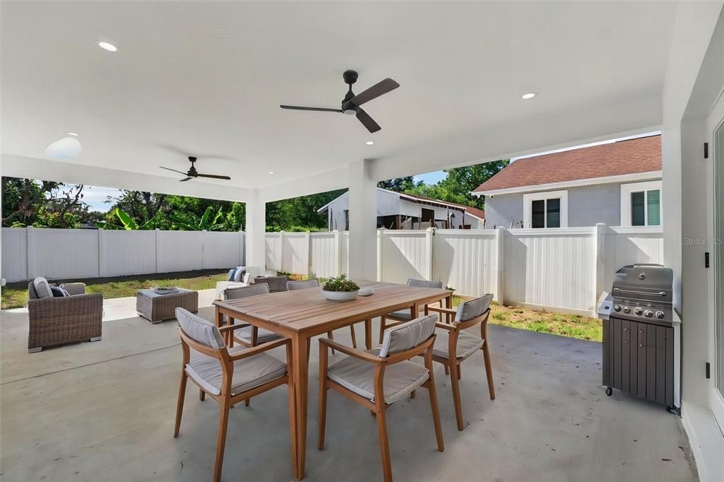 For Sale: $465,000 (4 beds, 3 baths, 2315 Square Feet)