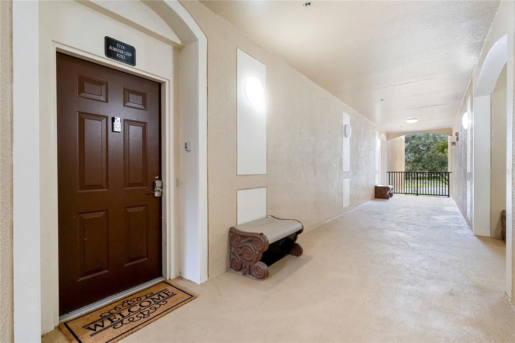 En Venta: $289,000 (2 camas, 2 baños, 1081 Pies cuadrados)