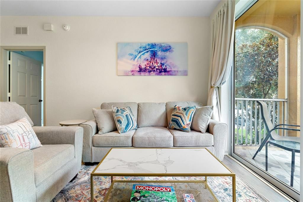En Venta: $289,000 (2 camas, 2 baños, 1081 Pies cuadrados)