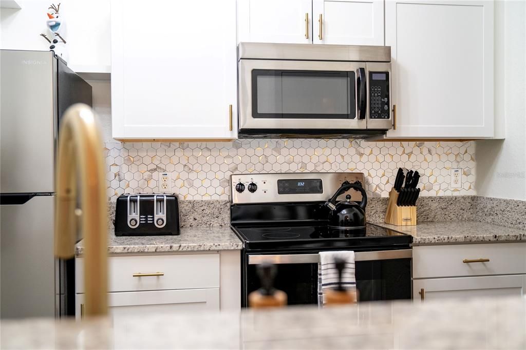 En Venta: $289,000 (2 camas, 2 baños, 1081 Pies cuadrados)