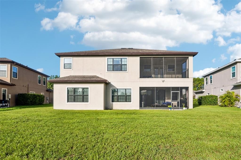For Sale: $850,000 (5 beds, 5 baths, 4828 Square Feet)
