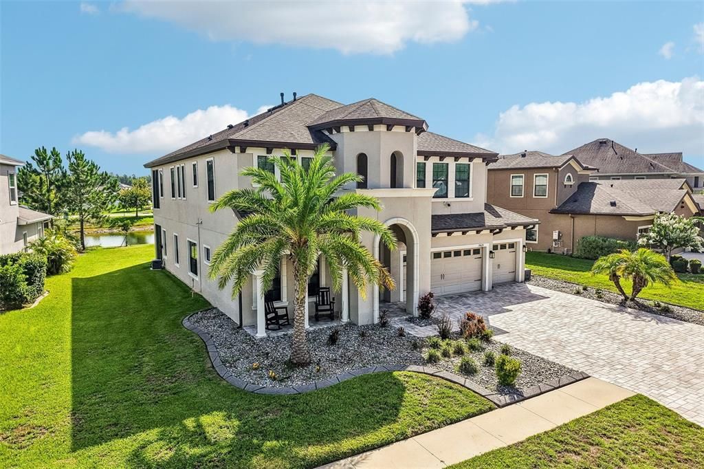 For Sale: $850,000 (5 beds, 5 baths, 4828 Square Feet)