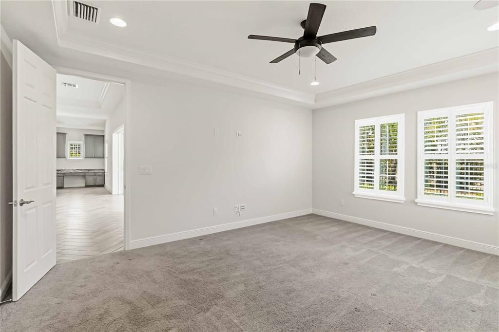 En Venta: $605,000 (4 camas, 3 baños, 2588 Pies cuadrados)