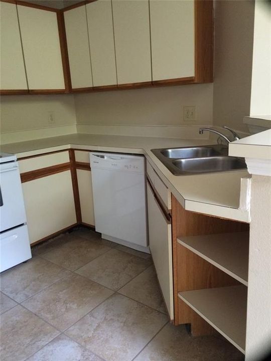 En Venta: $145,000 (2 camas, 2 baños, 804 Pies cuadrados)
