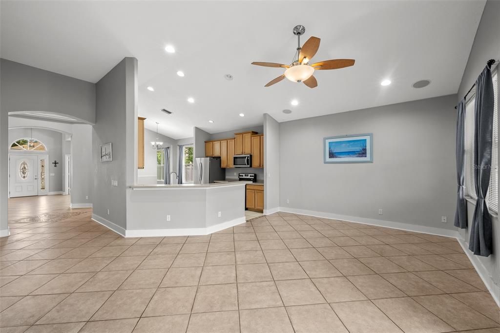 For Sale: $397,500 (3 beds, 2 baths, 2042 Square Feet)