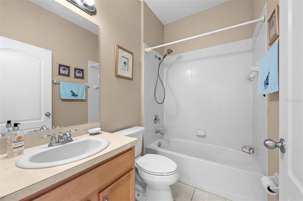 For Sale: $397,500 (3 beds, 2 baths, 2042 Square Feet)