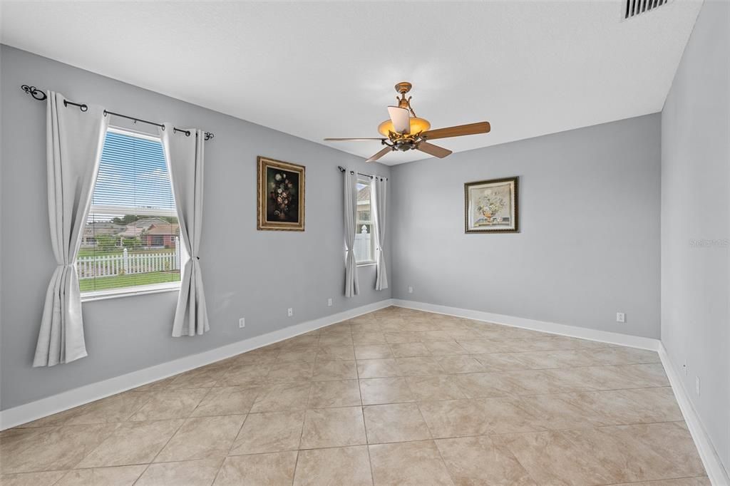 For Sale: $397,500 (3 beds, 2 baths, 2042 Square Feet)