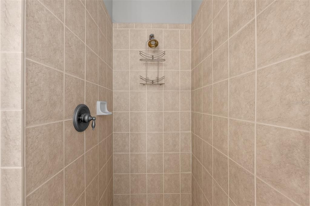 For Sale: $397,500 (3 beds, 2 baths, 2042 Square Feet)
