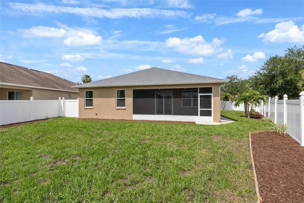 For Sale: $397,500 (3 beds, 2 baths, 2042 Square Feet)