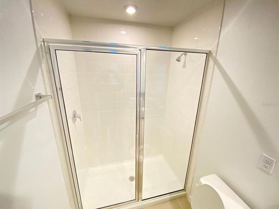 В аренду: $2,300 (3 спален, 2 ванн, 1704 Квадратных фут)
