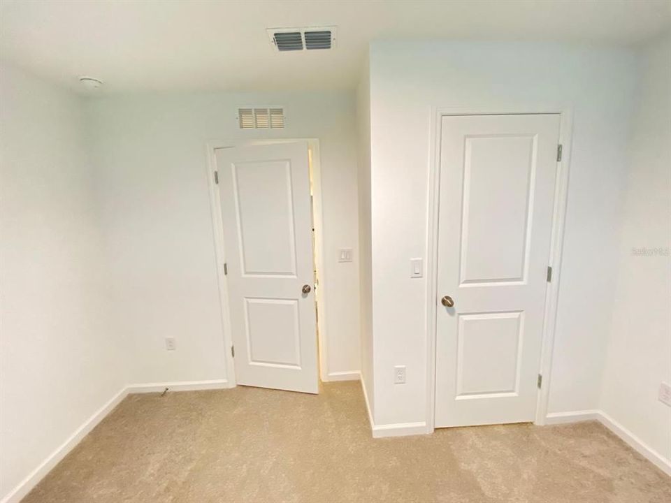 В аренду: $2,300 (3 спален, 2 ванн, 1704 Квадратных фут)
