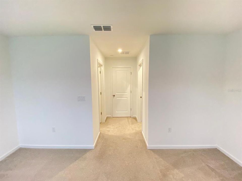 В аренду: $2,300 (3 спален, 2 ванн, 1704 Квадратных фут)