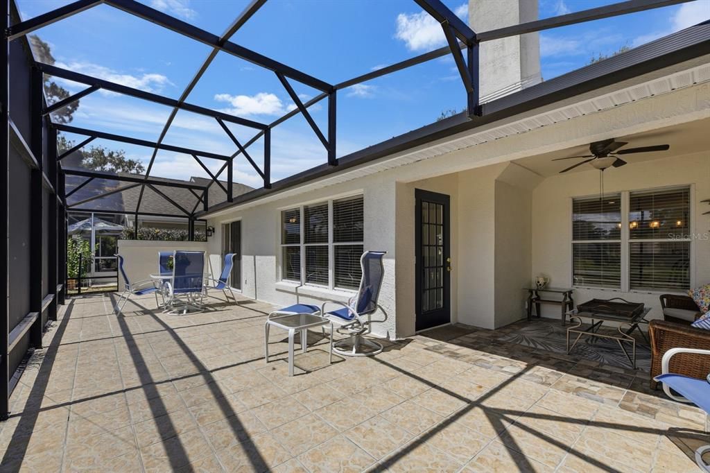 En Venta: $420,000 (2 camas, 2 baños, 1288 Pies cuadrados)