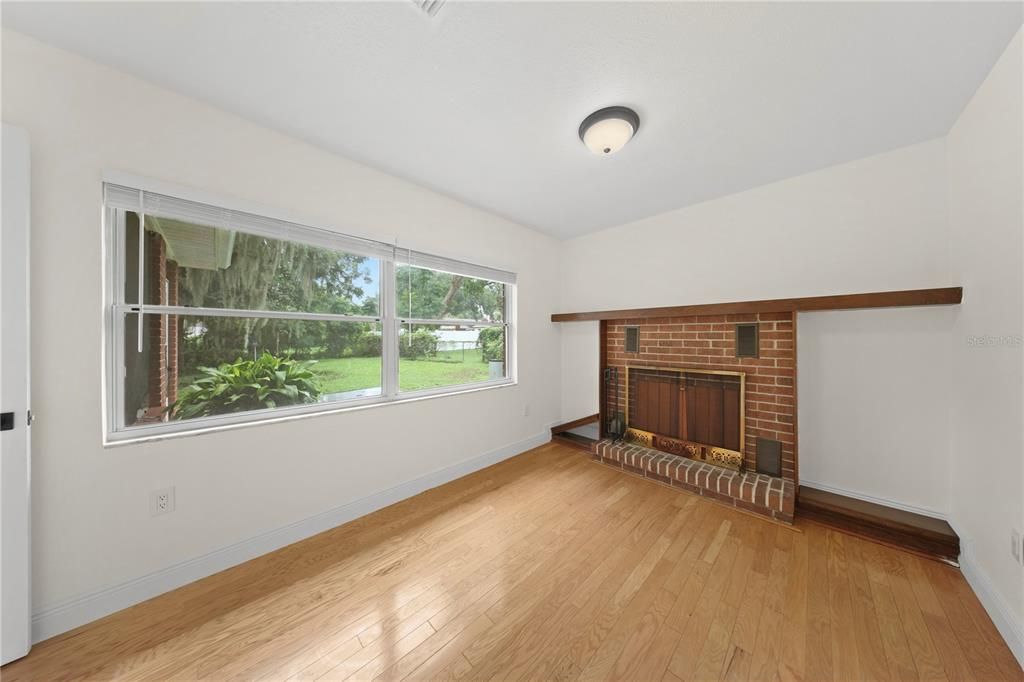 En Venta: $419,000 (3 camas, 2 baños, 1494 Pies cuadrados)