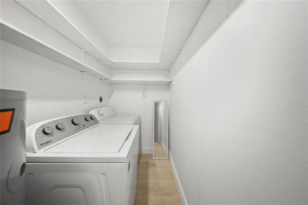 En Venta: $419,000 (3 camas, 2 baños, 1494 Pies cuadrados)