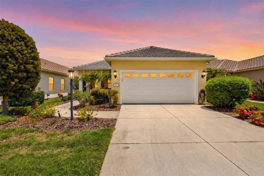For Sale: $459,900 (3 beds, 2 baths, 1509 Square Feet)