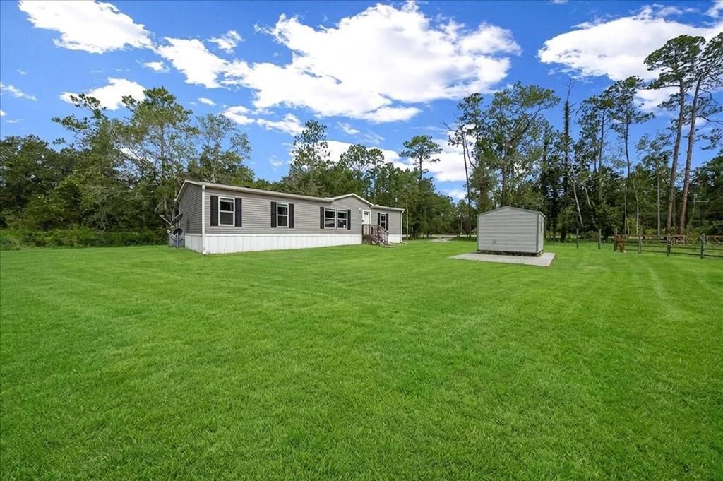 For Sale: $249,999 (3 beds, 2 baths, 1484 Square Feet)