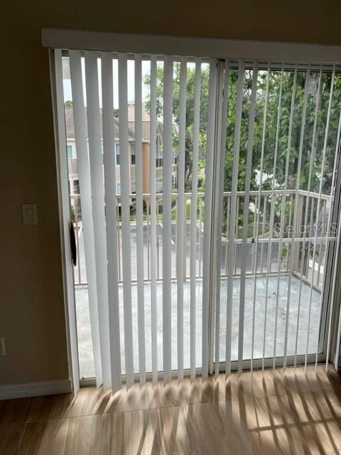 For Sale: $182,000 (3 beds, 2 baths, 1166 Square Feet)