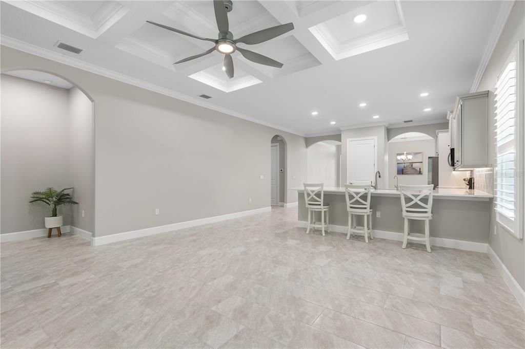 En Venta: $639,000 (4 camas, 2 baños, 2229 Pies cuadrados)
