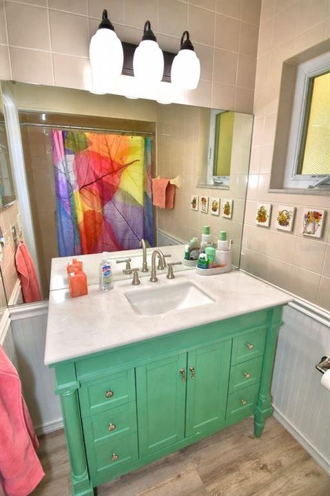 For Sale: $419,900 (3 beds, 2 baths, 1914 Square Feet)
