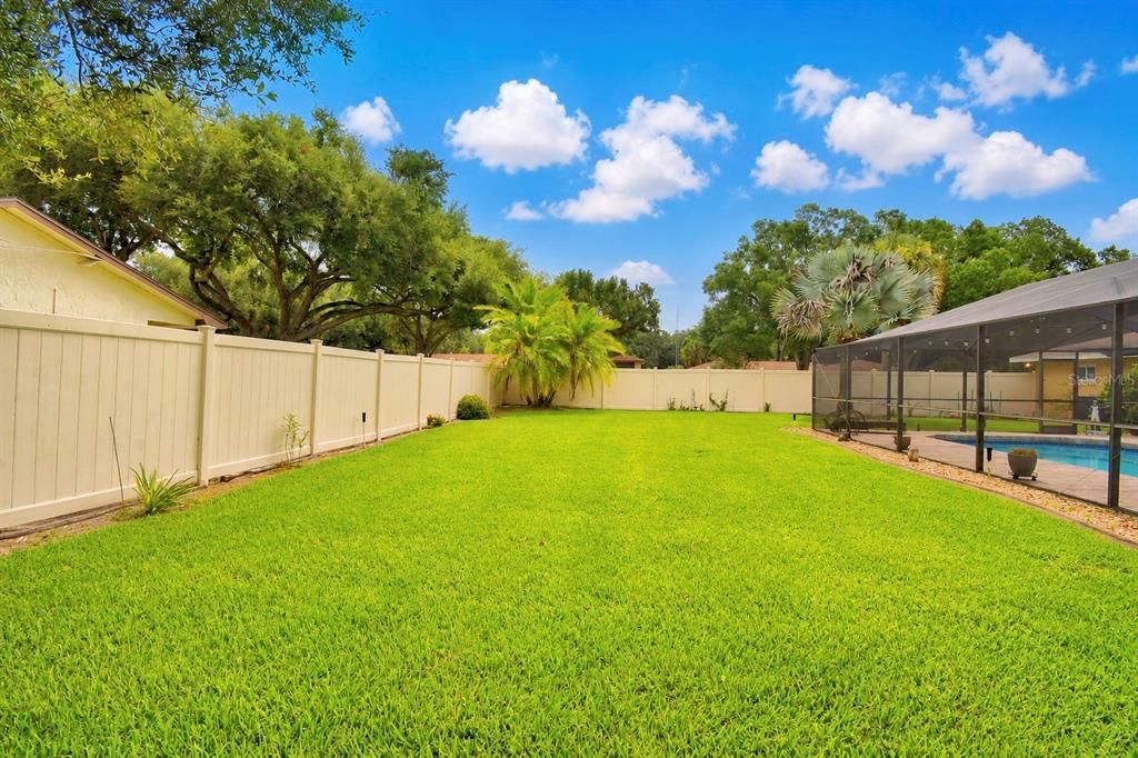 For Sale: $419,900 (3 beds, 2 baths, 1914 Square Feet)