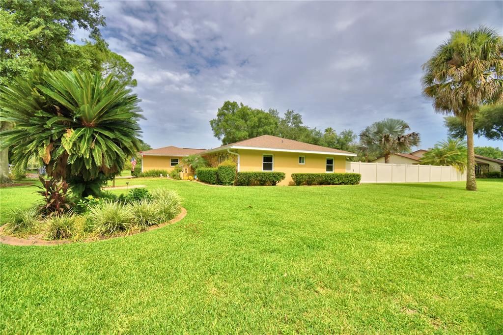 For Sale: $419,900 (3 beds, 2 baths, 1914 Square Feet)
