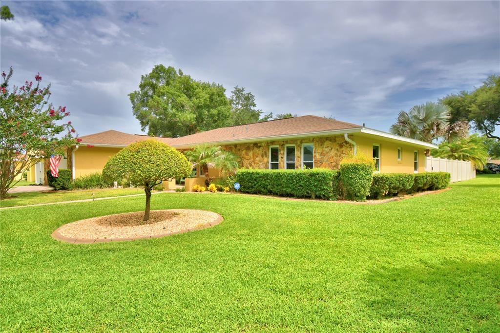 For Sale: $419,900 (3 beds, 2 baths, 1914 Square Feet)