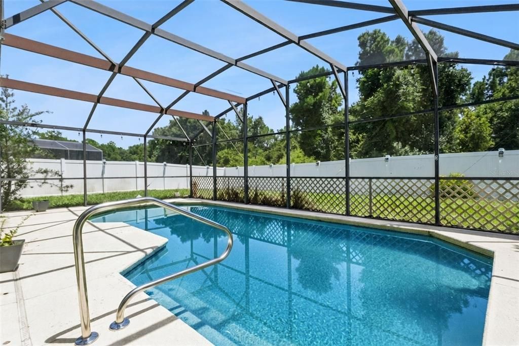 En Venta: $400,000 (5 camas, 4 baños, 2410 Pies cuadrados)
