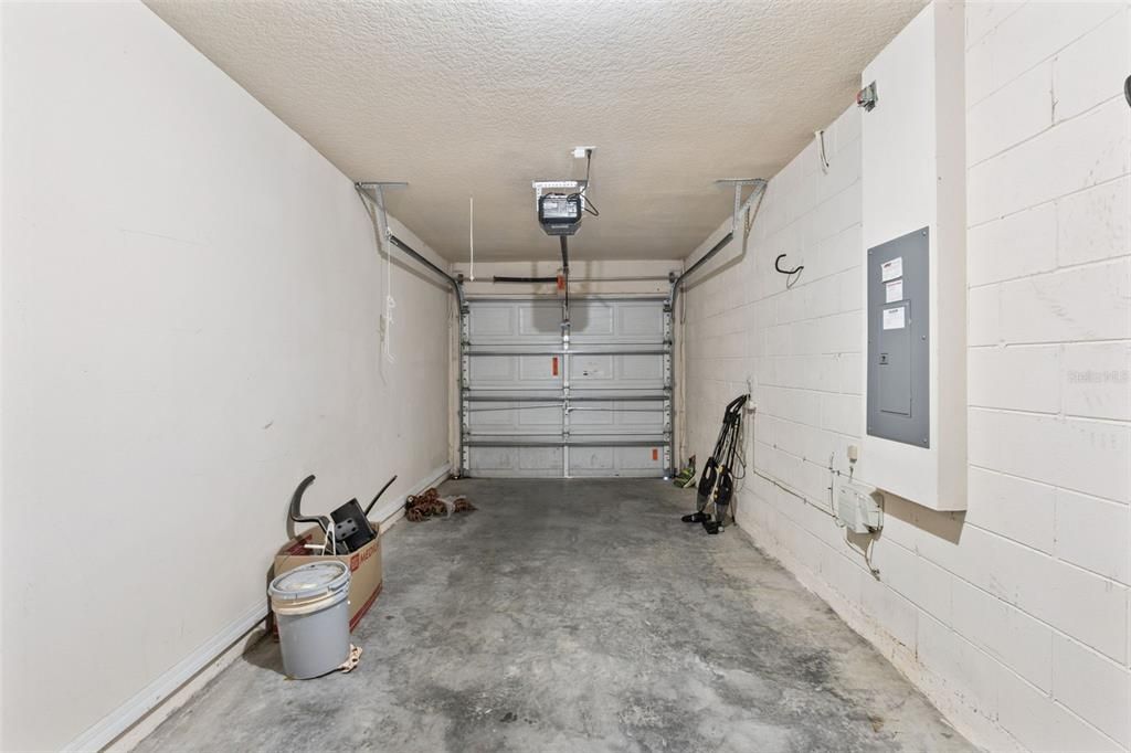 En Venta: $400,000 (5 camas, 4 baños, 2410 Pies cuadrados)