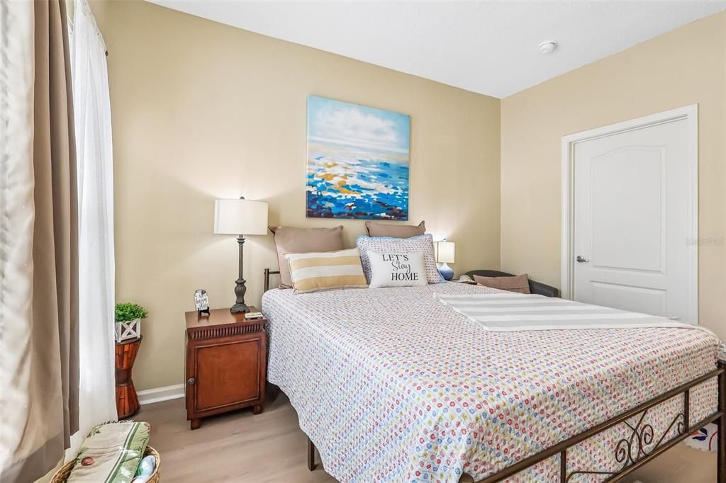 En Venta: $254,900 (3 camas, 2 baños, 1344 Pies cuadrados)