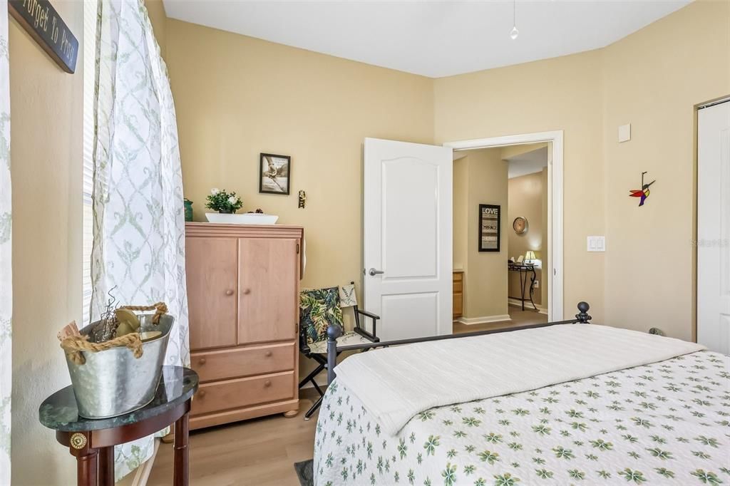 En Venta: $254,900 (3 camas, 2 baños, 1344 Pies cuadrados)