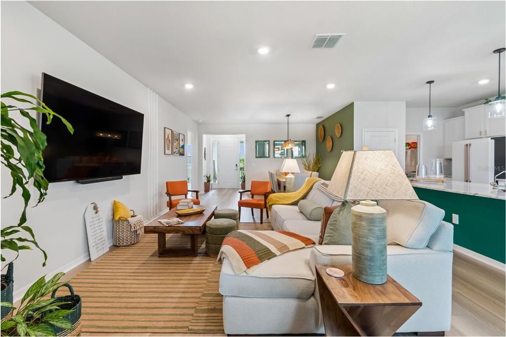 For Rent: $4,895 (3 beds, 2 baths, 1844 Square Feet)