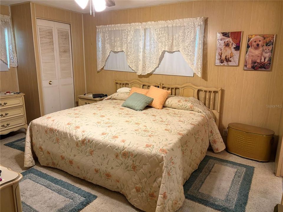 For Sale: $126,600 (2 beds, 1 baths, 960 Square Feet)