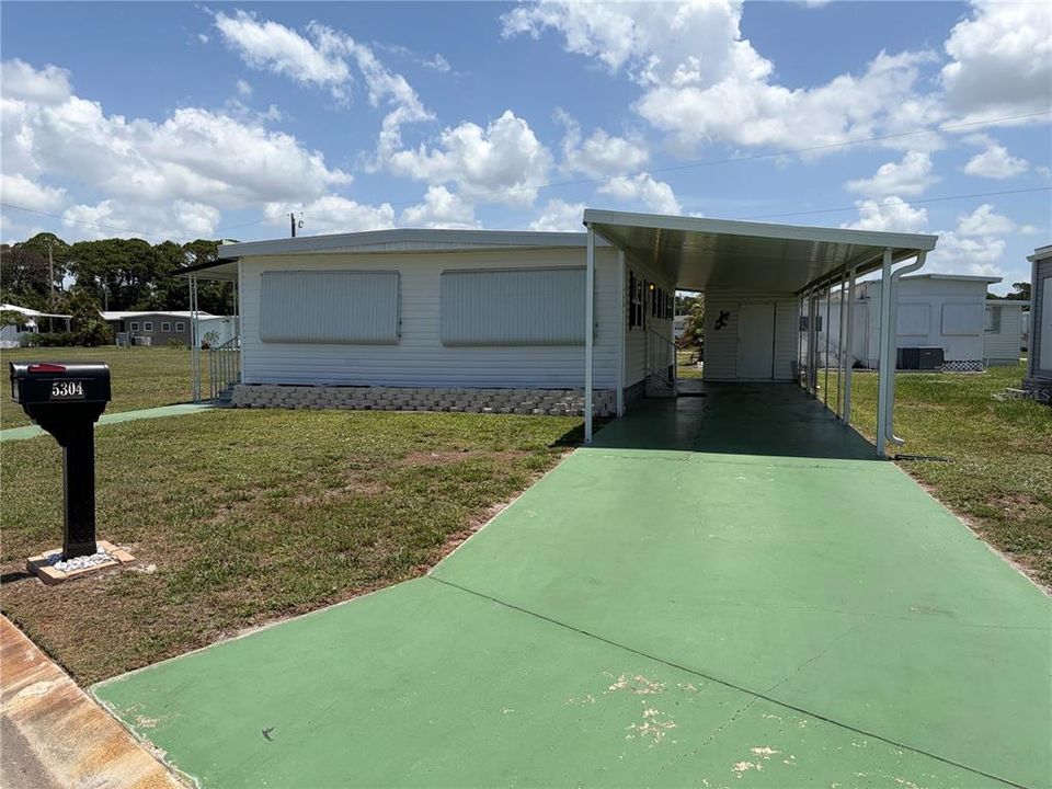 For Sale: $126,600 (2 beds, 1 baths, 960 Square Feet)