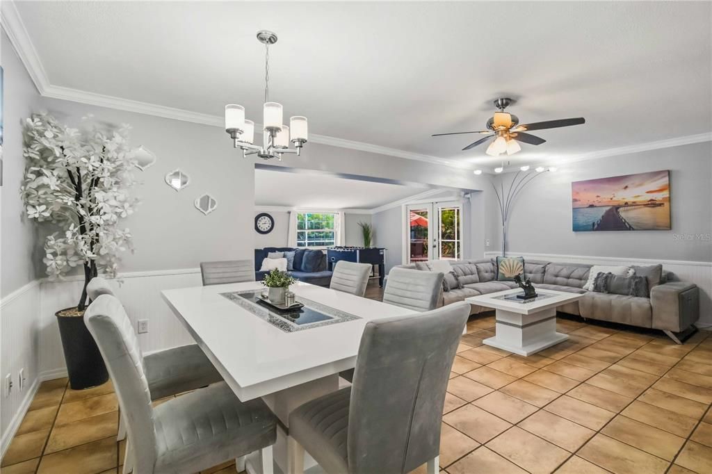 На продажу: $425,000 (3 спален, 2 ванн, 1549 Квадратных фут)