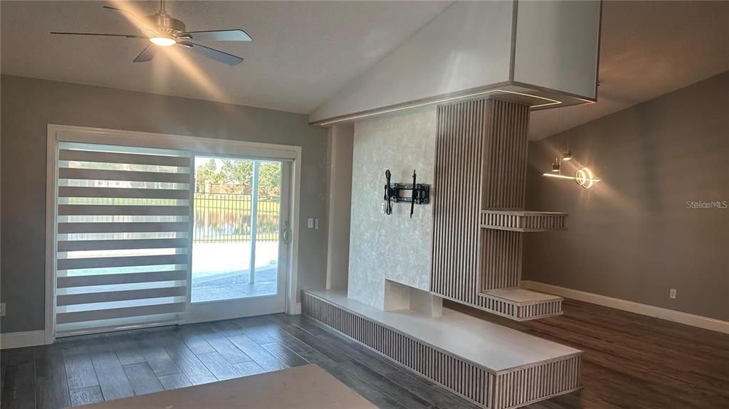 En Venta: $625,000 (3 camas, 2 baños, 1816 Pies cuadrados)