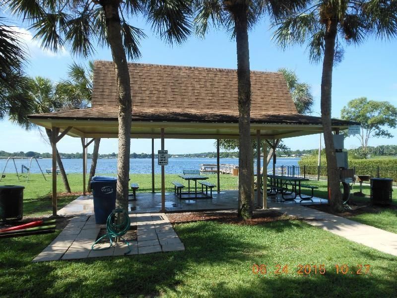 For Sale: $525,000 (4 beds, 2 baths, 2033 Square Feet)