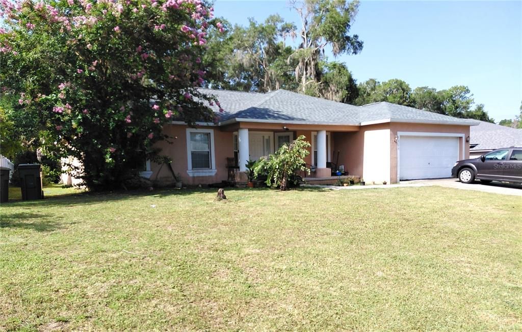 En Venta: $325,000 (4 camas, 2 baños, 2239 Pies cuadrados)