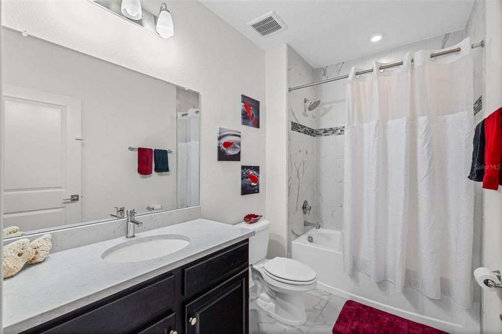 For Sale: $399,000 (3 beds, 2 baths, 2014 Square Feet)