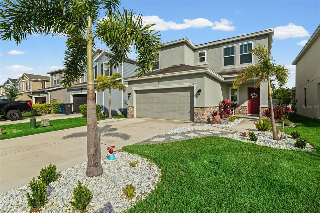For Sale: $399,000 (3 beds, 2 baths, 2014 Square Feet)