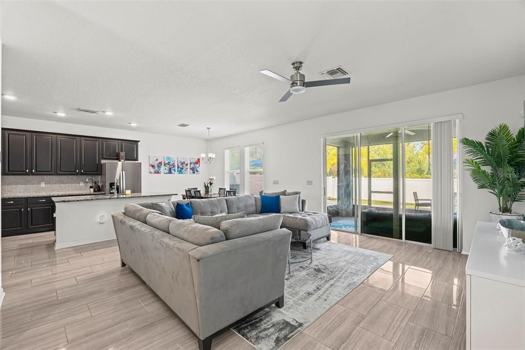 For Sale: $399,000 (3 beds, 2 baths, 2014 Square Feet)