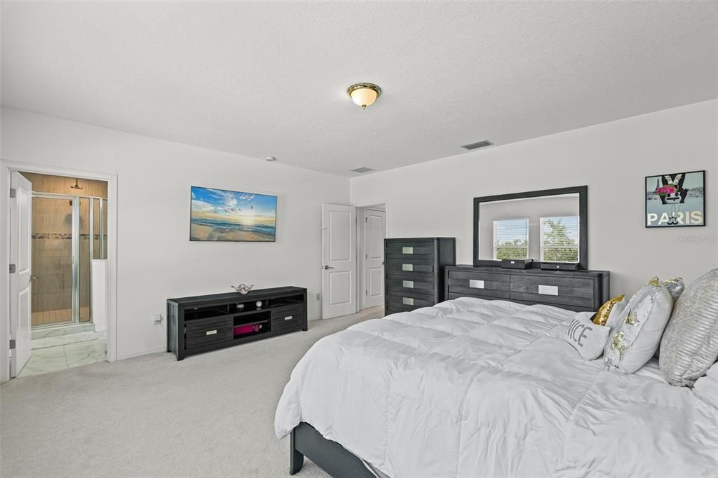 For Sale: $399,000 (3 beds, 2 baths, 2014 Square Feet)