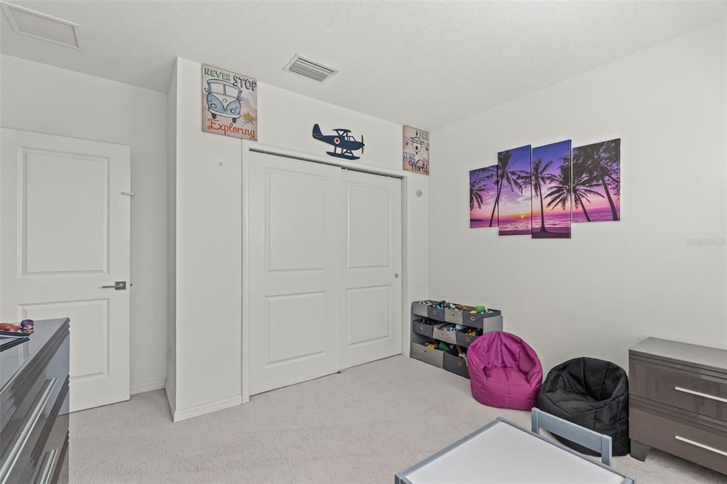 For Sale: $399,000 (3 beds, 2 baths, 2014 Square Feet)