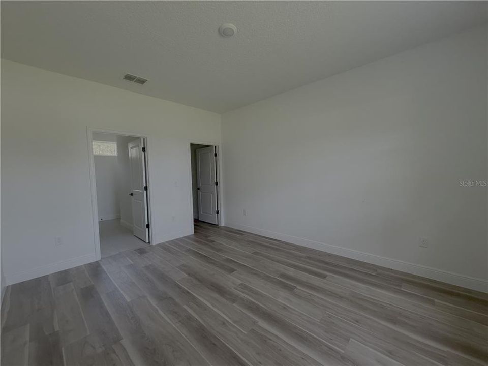 В аренду: $1,950 (4 спален, 2 ванн, 1518 Квадратных фут)