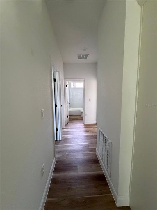 В аренду: $1,950 (4 спален, 2 ванн, 1518 Квадратных фут)