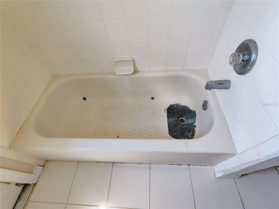 На продажу: $360,000 (3 спален, 2 ванн, 1815 Квадратных фут)